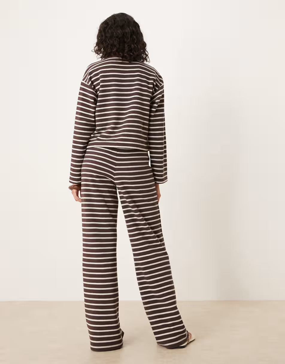 Brushed Striped set in Chocolate