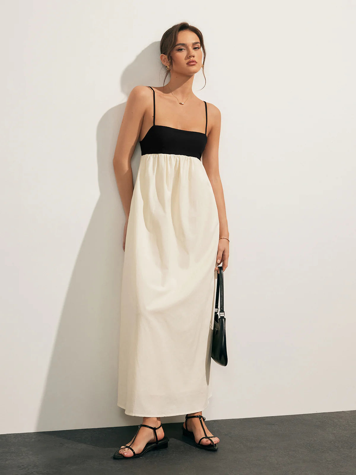 Contrast Open-Back Pocket Long Dress